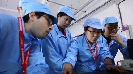 是大哥不是领导!这个长虹90后女子真真是狂拽酷炫!| 年度长虹面孔