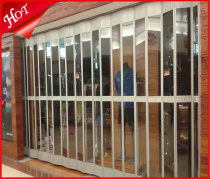 水晶侧拉门热销，门类市场迎新机遇